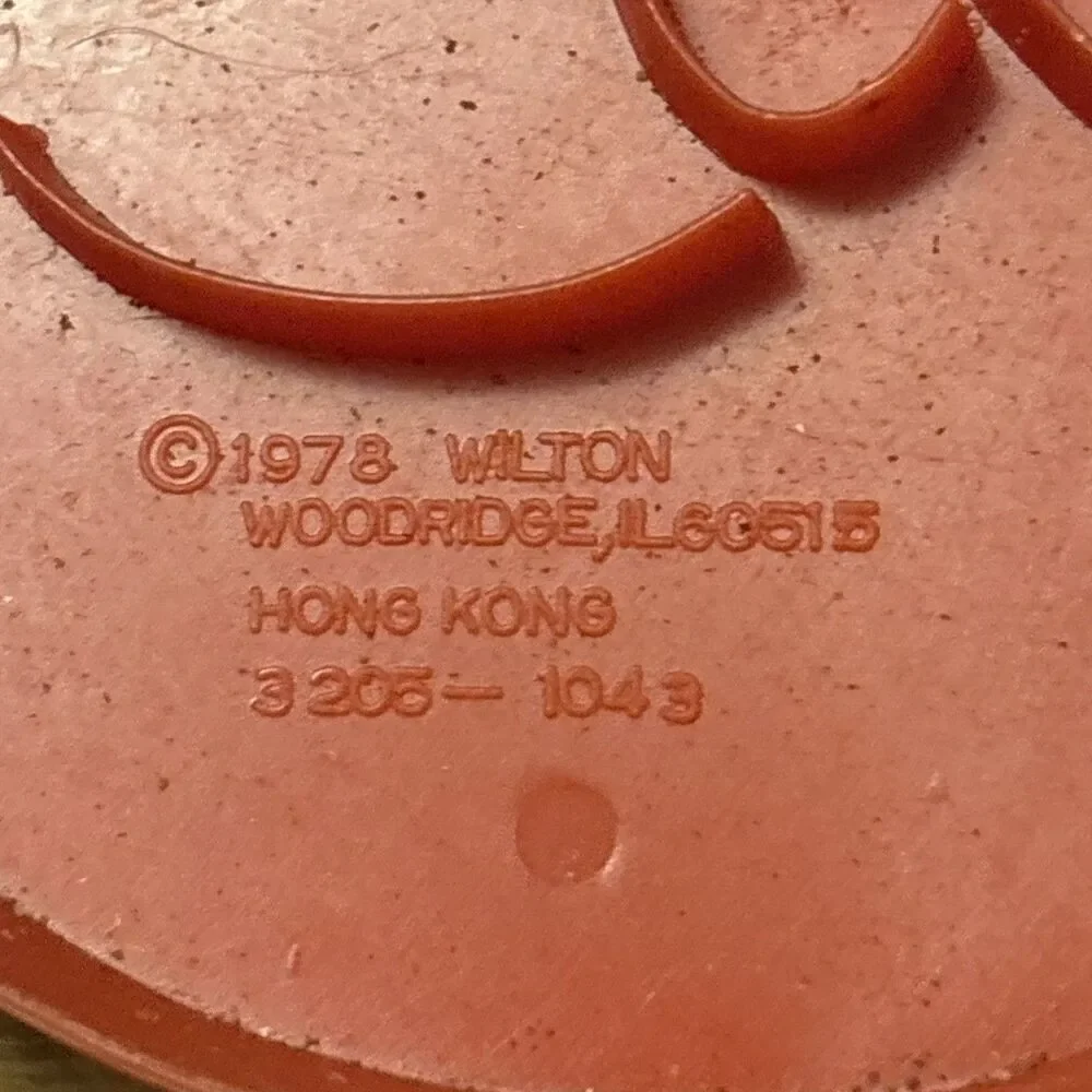 Vintage (1978) Plastic Wilton Cookie Cutter Set of 3 Christmas Holiday Hong Kong